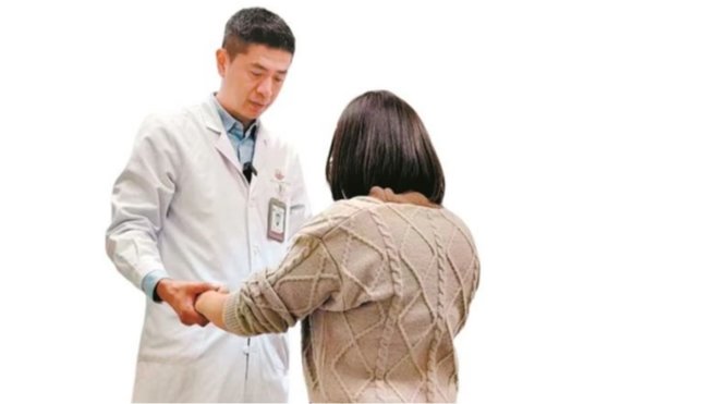 助殘義診，他是幫助別人“重塑人生”的肢體魔術(shù)師